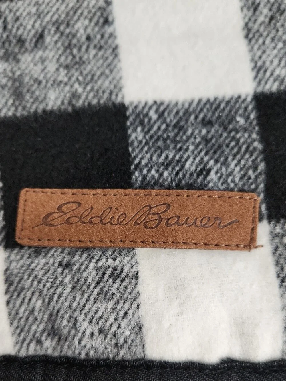 Eddie Bauer Black Pet Fleece Buffalo Plaid Jacket White Black Small